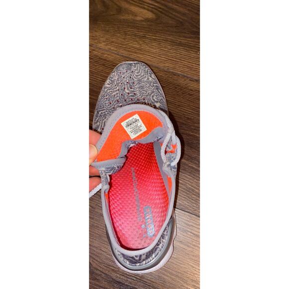 Under Armour SpeedForm Running Shoes Gray Orange Women’s Size 8 - Picture 6 of 7